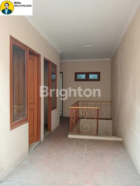 image 156. DIJUAL CEPAT RUMAH 2 LANTAI BINTARO JAKARTA SELATAN SIAP HUNI   (2)