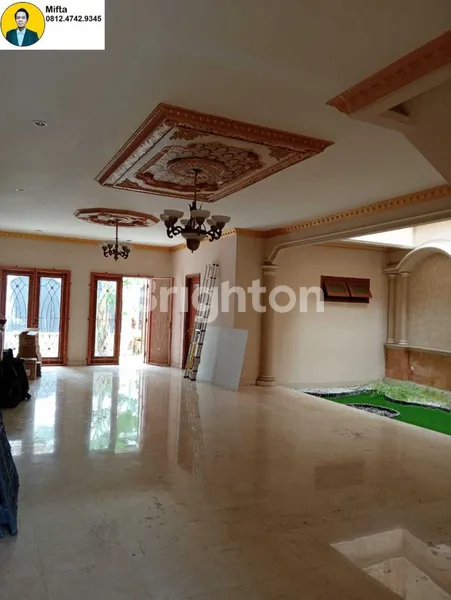 image 156. DIJUAL CEPAT RUMAH 2 LANTAI BINTARO JAKARTA SELATAN SIAP HUNI   (3)