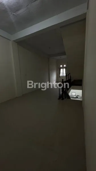 image RUKO 3 TINGKAT JALAN STM MEDAN (4)