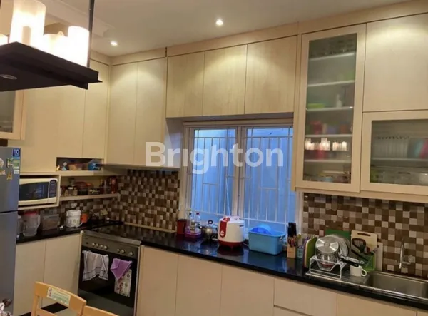 image RUMAH BOTANIA LAKE RESIDENCE SAWANGAN (4)