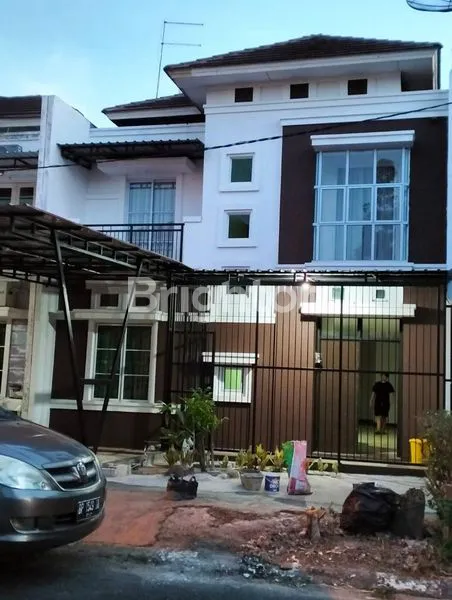 RUMAH DI SEWAKAN LOKASI PERUMAHAN ALEXANDRIA BATAM KOTA. RUMAH, 2.5 LT
