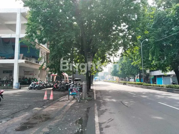 image RUKO 3 LANTAI KOTA PASURUAN JAWA TIMUR (2)