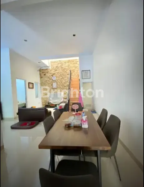 image RUMAH NYAMAN 2 LANTAI DALAM KOMPLEK PERUMAHAN DUREN SAWIT (5)