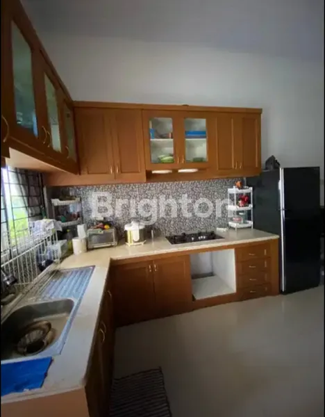 image RUMAH NYAMAN 2 LANTAI DALAM KOMPLEK PERUMAHAN DUREN SAWIT (6)