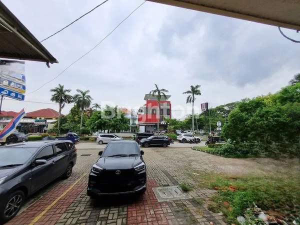 RUKO 2 LANTAI STRATEGIS PINGGIR JALAN RAYA