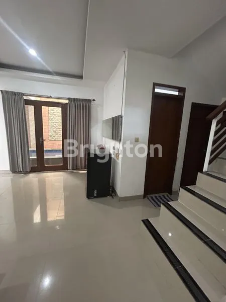 image VILLA LOCATED IN THE PEACEFUL AND COMFORTABLE AREA OF PADANG GALAK (5)