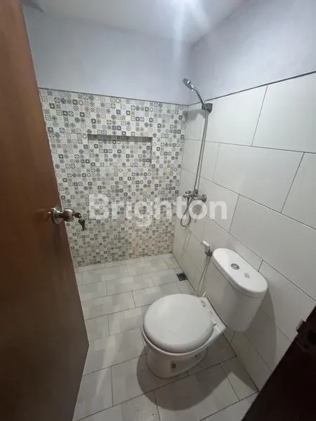 image VILLA LOCATED IN THE PEACEFUL AND COMFORTABLE AREA OF PADANG GALAK (7)