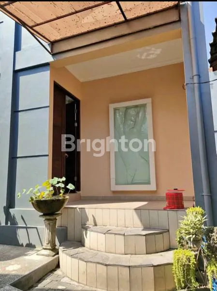 image RUMAH CANTIK PUSAT KOTA, 2 LANTAI TIPE MEZANINE,SEMI FURNISH  (2)