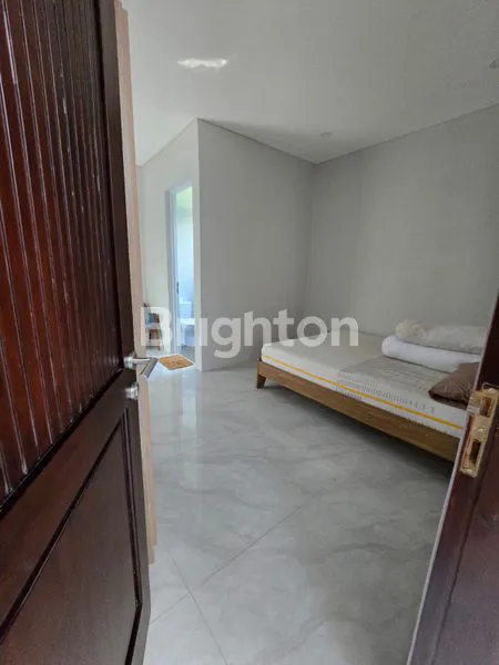 image RUMAH BARU MASIH GRESS VIEW GUNUNG ADA ROOFTOP DI SENTUL CITY (4)