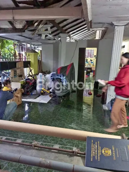 image RUMAH SEMAMPIR TENGAH SURABAYA (2)