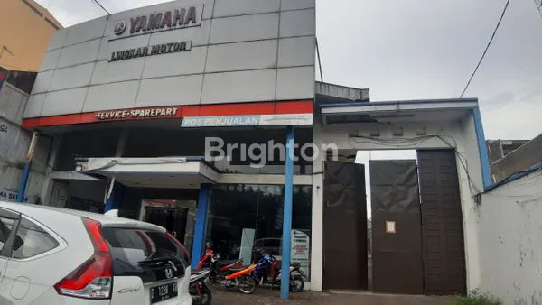 SHOWROOM DAN 4 UNIT GUDANG MAINROAD PETA
