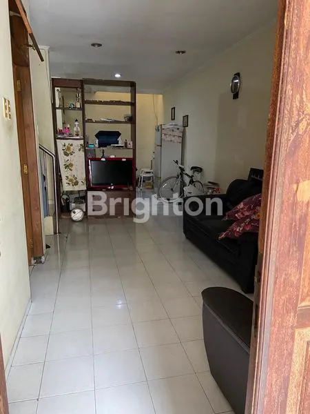 image RUMAH 2LT TERAWAT, LAYAK HUNI DI SUNTER (2)