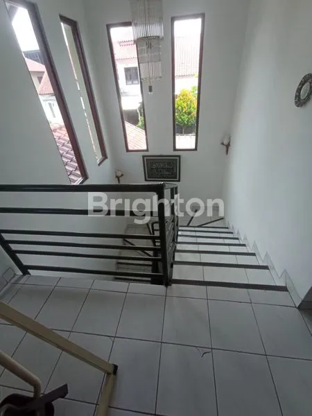 image RUMAH BAGUS SIAP HUNI RAFFLES HILLS CBUBUR (5)