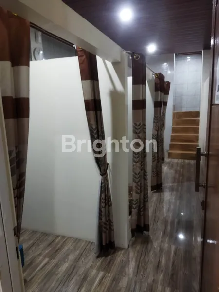 image RUKO 3 LANTAI DI JAKARTA SELATAN (2)