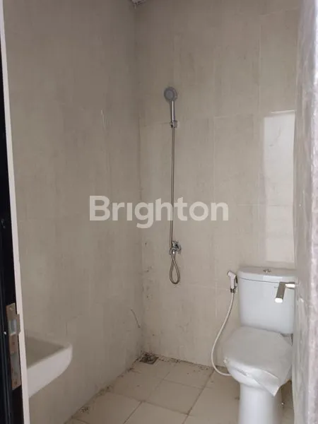 image RUMAH BARU CANTIK DI GRAND DUTA CITY BEKASI (6)