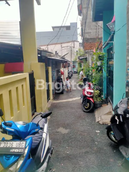 image DI JUAL RUMAH KAYU PUTIH  JAKARTA TIMUR (5)