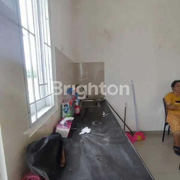 image DISEWAKAN RUMAH 2 LANTAI DI TENGAH KOTA (3)