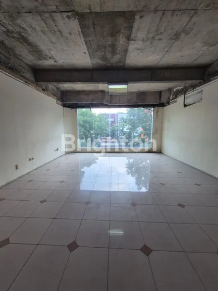 image RUKO 3 LANTAI MAINROAD KARAPITAN (8)