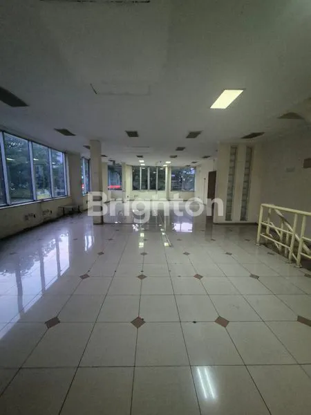 image RUKO 3 LANTAI MAINROAD KARAPITAN (4)