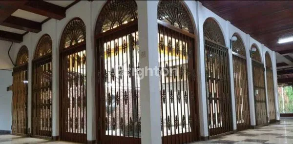 image RUMAH DI TAMAN JEMURSARI BANGUNAN KOKOH  (4)