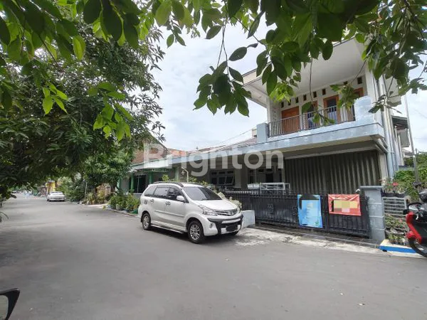 image RUMAH 2 LANTAI SIAP HUNI JATEN , KARANGANYAR  (1)