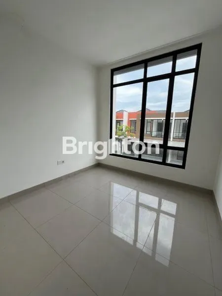 image RUMAH PIK2 8X12,5 LUAS 100M (6)