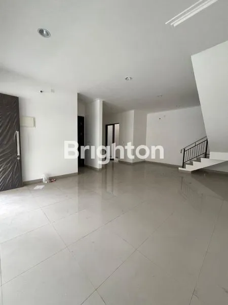 image RUMAH PIK2 8X12,5 LUAS 100M (7)