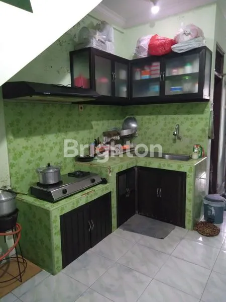 image RUMAH 2 LANTAI SIAP HUNI JATEN , KARANGANYAR  (7)