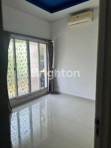 image RUMAH HOOK RAPI SIAP HUNI DI CLUSTER RUBY PONDOK HIJAU GOLF GADING SERPONG (5)