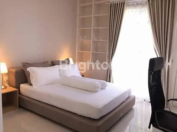 image RUMAH VILLA MEWAH FULL FURNISHED DENGAN KOLAM RENANG PRIBADI (4)