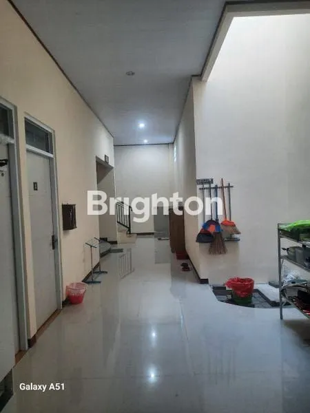 image RUMAH CIAMIK DI WILAYAH MARGOREJO BONUS FURNITURE (6)