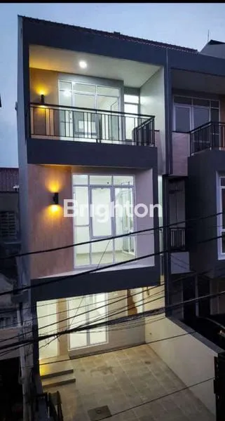 image RUMAH BARU 3 LT TIDAK BANJIR DEKAT TANJUNG DUREN, JARANG ADA (1)