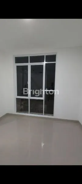 image RUMAH BARU 3 LT TIDAK BANJIR DEKAT TANJUNG DUREN, JARANG ADA (4)