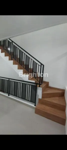 image RUMAH BARU 3 LT TIDAK BANJIR DEKAT TANJUNG DUREN, JARANG ADA (6)