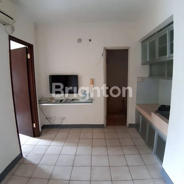 image APARTEMEN MEDITERANIA 1 BEDROOM TOWER DAHLIA UNFURNISHED LANTAI TINGGI (5)