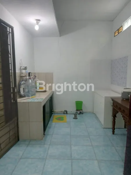 image RUMAH 2 LANTAI DALAM PERUMAHAN DENGAN 2 KAMAR TIDUR AMAN TIDAK BANJIR (3)