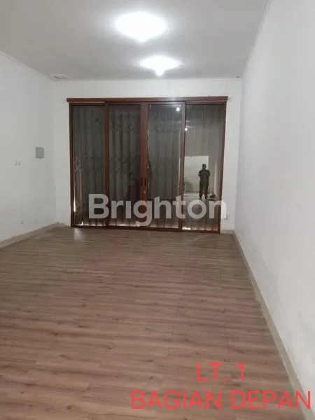 image RUKO 7CS HADAP JALAN DI GADING SERPONG (2)