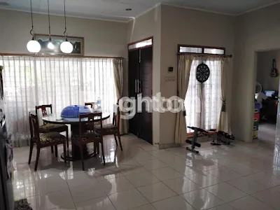 image RUMAH HOOK DESIGN KEREN, HARGA TERJANGKAU (6)