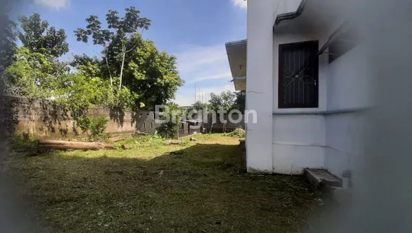 image TANAH DAN BANGUNAN AREA BSD (3)