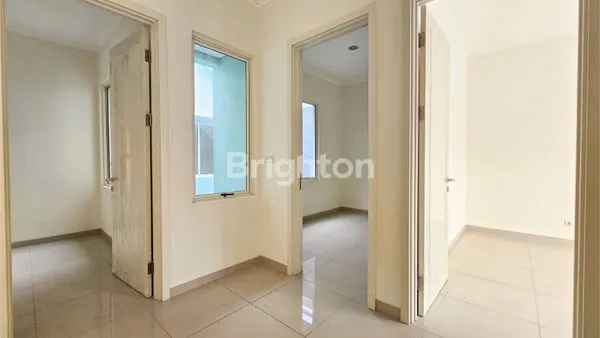 image RUMAH SIAP HUNI 2 LANTAI STRATEGIS (4)