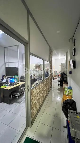 image * DIJUAL RUKO JL. RAYA MADE 183C, SURABAYA BARAT LOKASI CIAMIKKK SELANGKAH DARI JLLB ( HANYA 200MTR ) & CITRALAND  (3)