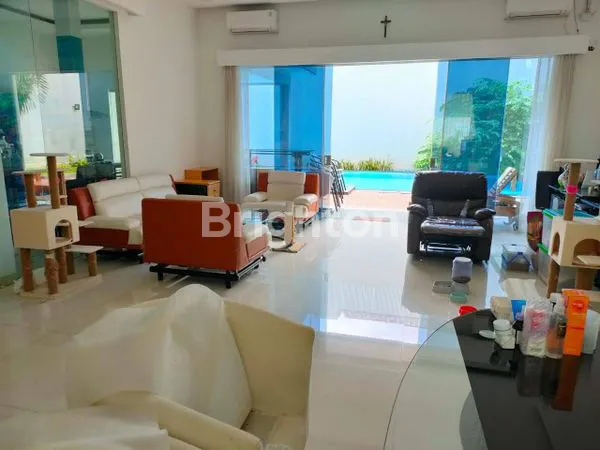 image RUMAH KEBUN JERUK VILLA ARTERI JAKARTA BARAT (8)