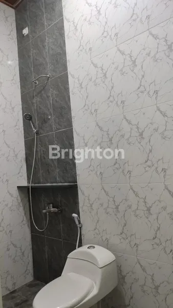 image RUMAH DAERAH LEBAK, PLOSO, KENJERAN, LEBAR JALAN 7M (8)