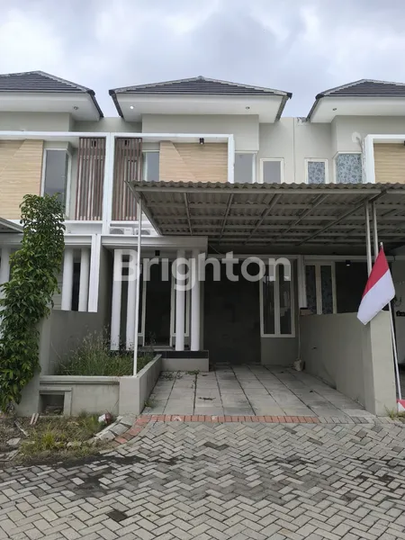 image RUMAH BARU GRESS WISATA SEMANGGI 2 LANTAI ROW JALAN 2.5 MBL (1)