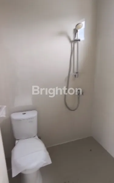 image RUMAH BARU GRESS WISATA SEMANGGI 2 LANTAI ROW JALAN 2.5 MBL (4)