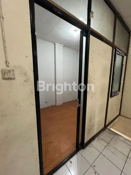 image RUKO STRATEGIS JALAN ASTANA ANYAR (6)