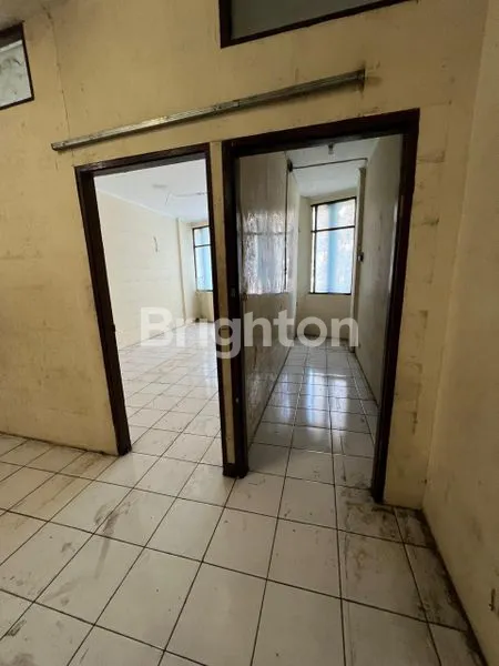 image RUKO STRATEGIS JALAN ASTANA ANYAR (4)