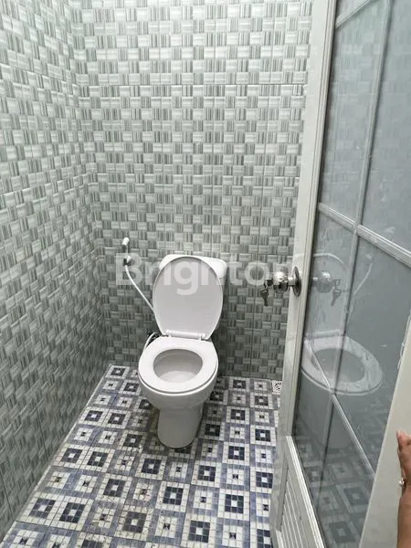 image DIJUAL RUMAH KOST 2 LANTAI STRATEGIS DEKAT UPN (8)