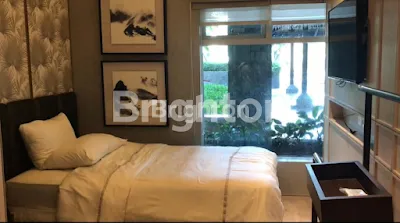 image PENTHOUSE ONE ICON RESIDENCE APARTMENT TUNJUNGAN PLAZA SURABAYA (6)