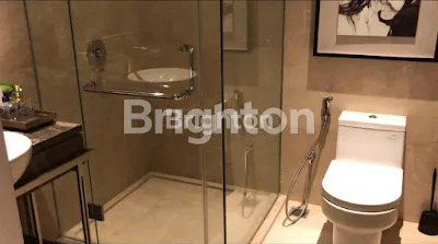 image PENTHOUSE ONE ICON RESIDENCE APARTMENT TUNJUNGAN PLAZA SURABAYA (10)